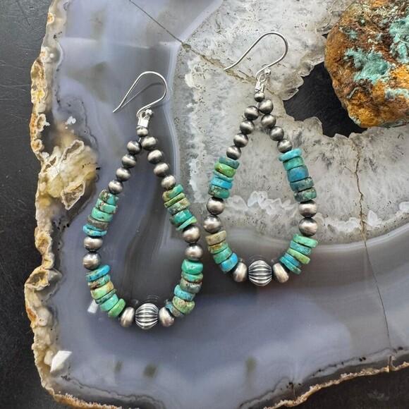 Sterling 4-6mm Navajo Pearl Southwester Style& 6mm Turquoise Bead Hoop Earrings - Picture 2 of 10